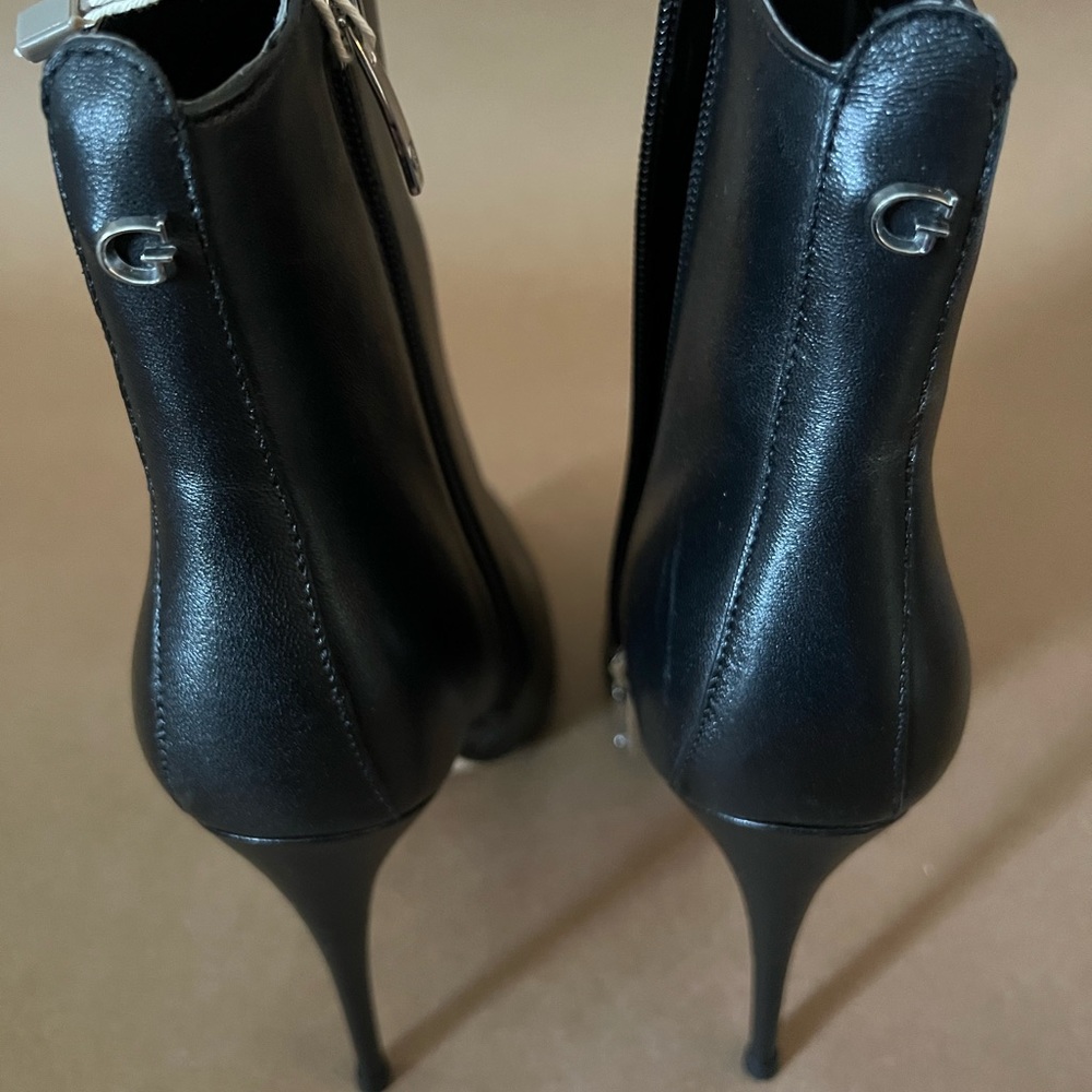 GUESS leather booties - Picture 4 of 7